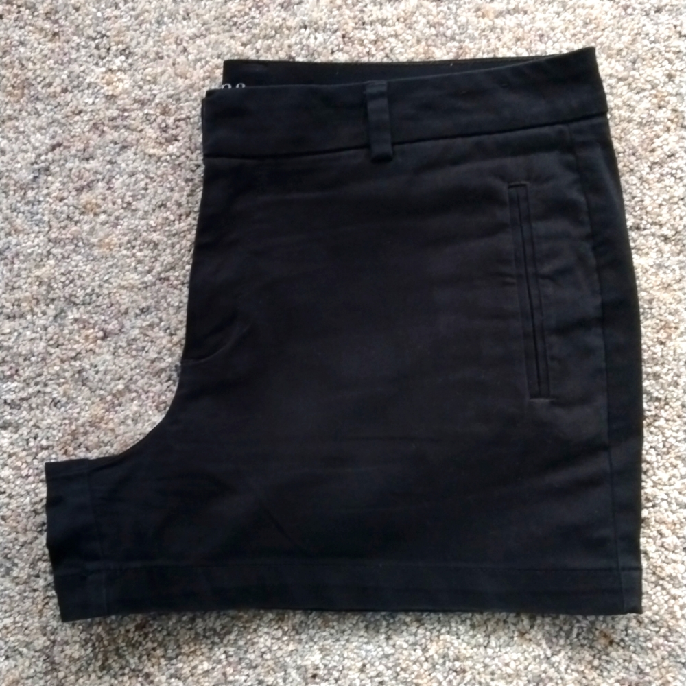 BLACK Short Shorts size 12, very sexy & short